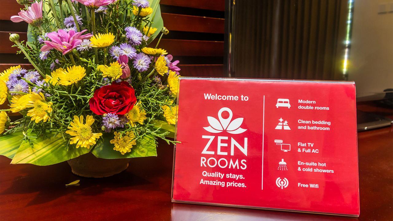 Zen Rooms Kuta Tuban Suites Esterno foto